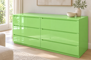 Coloris & matières — Vert brillant · 9, film adhésif appliqué sur une commode.