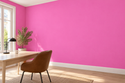 Coloris & matières — Violet et rose, revêtement mural dans un bureau à domicile.